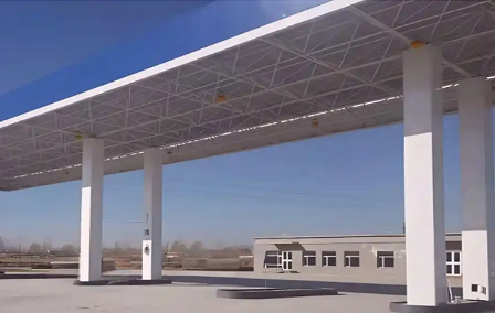 城东钢结构加油站罩棚_螺栓球网架_挑檐_形象柱！